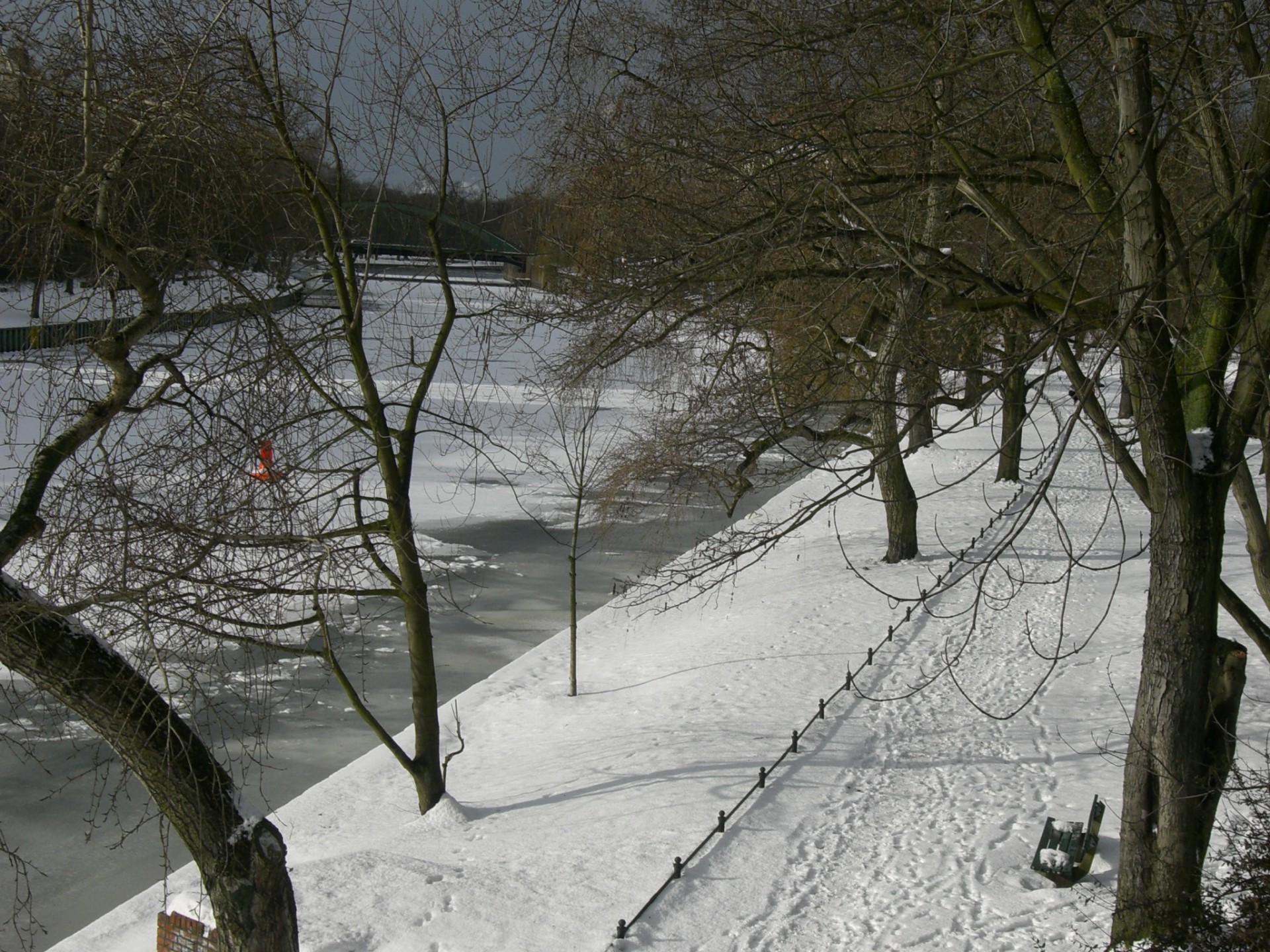 24 / Sur les bords de la Spree
