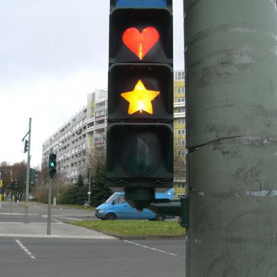7 feux de signalisation rouge orange velos