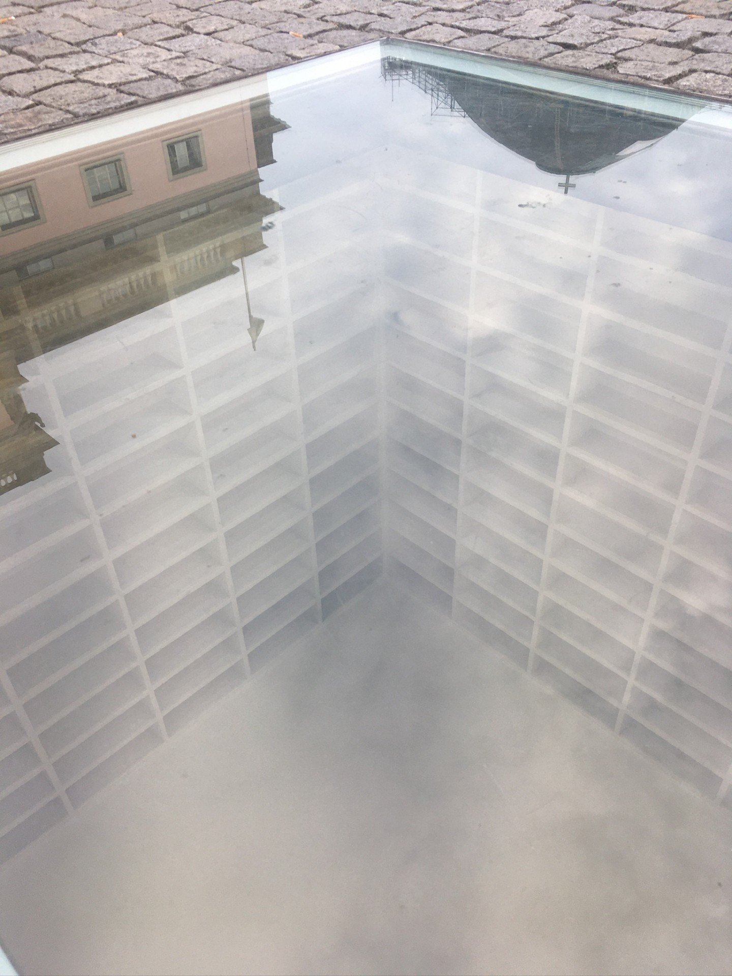 Mémorial de l'autodafé Bebelplatz